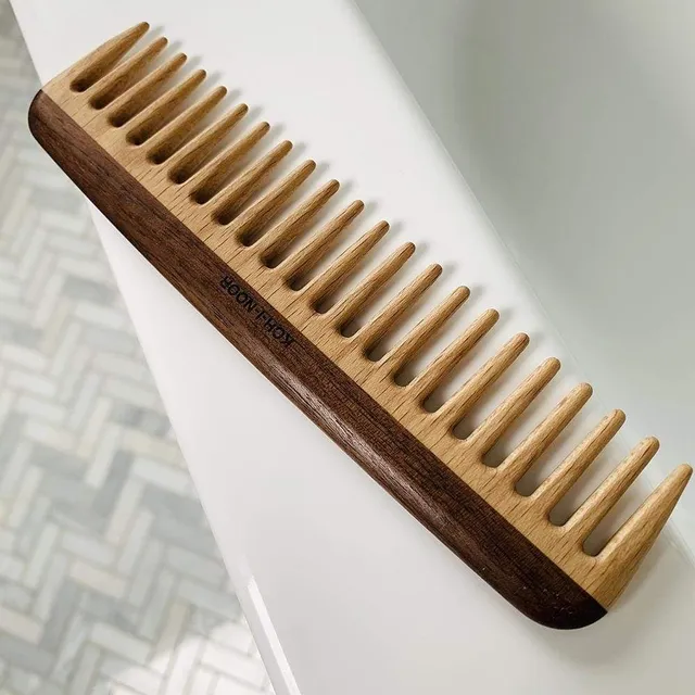 jao-brushes-wide-teeth-legno-kamm-locken-grobe-zinken image 1