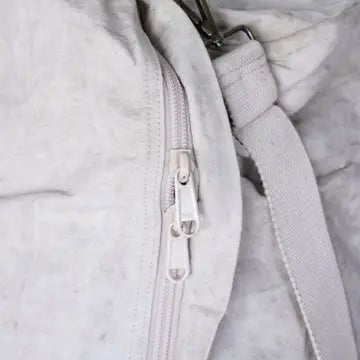 jao-brand-bags-upcycled-tent-duffle-reisetasche-canvas image 3