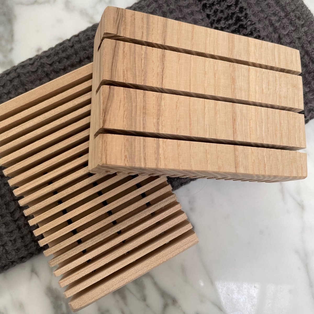 jao-bath-body-wooden-soap-dish-seifenschale-holz image 3
