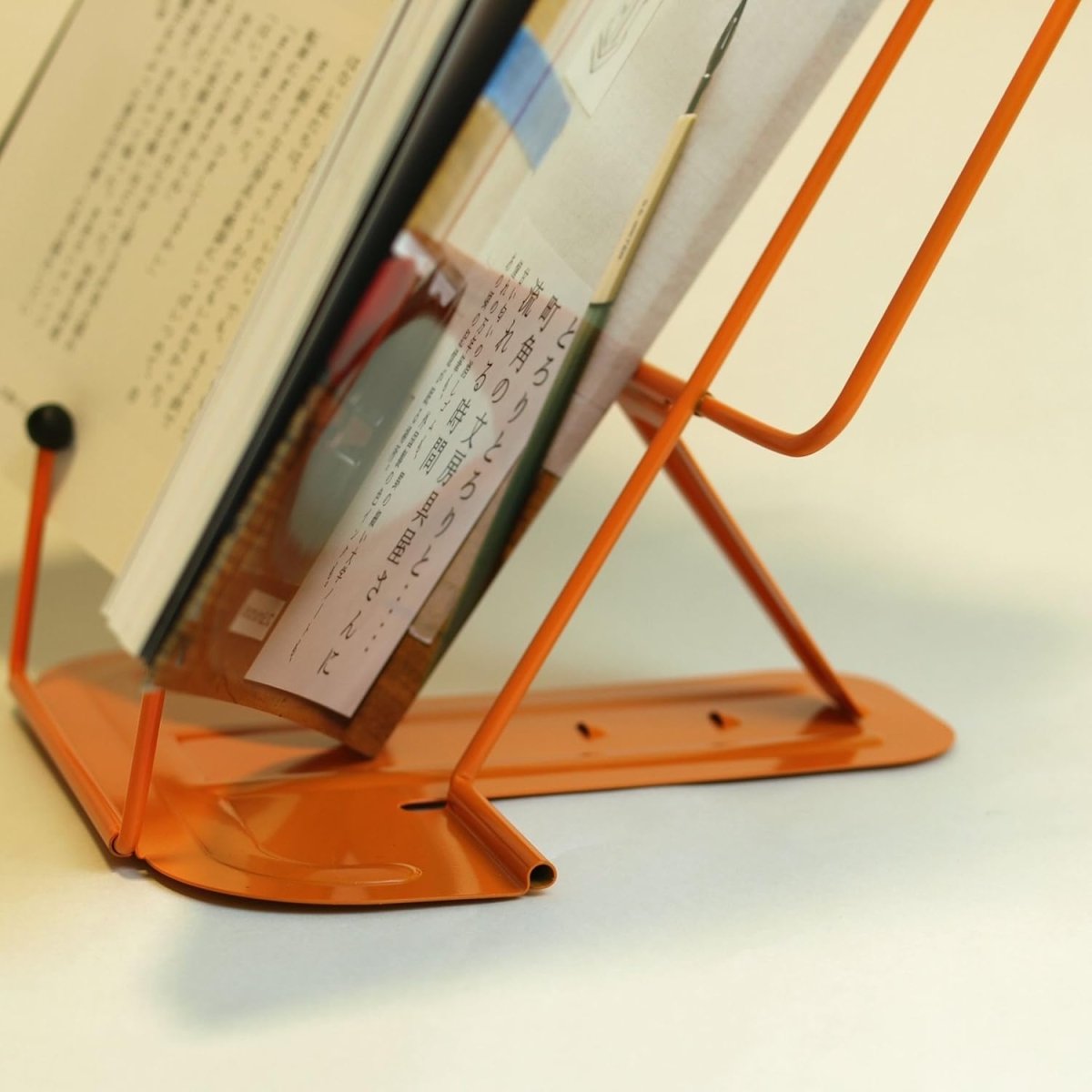 jao-brand-for-the-home-metal-book-stand-buchst-nder-mint image 2