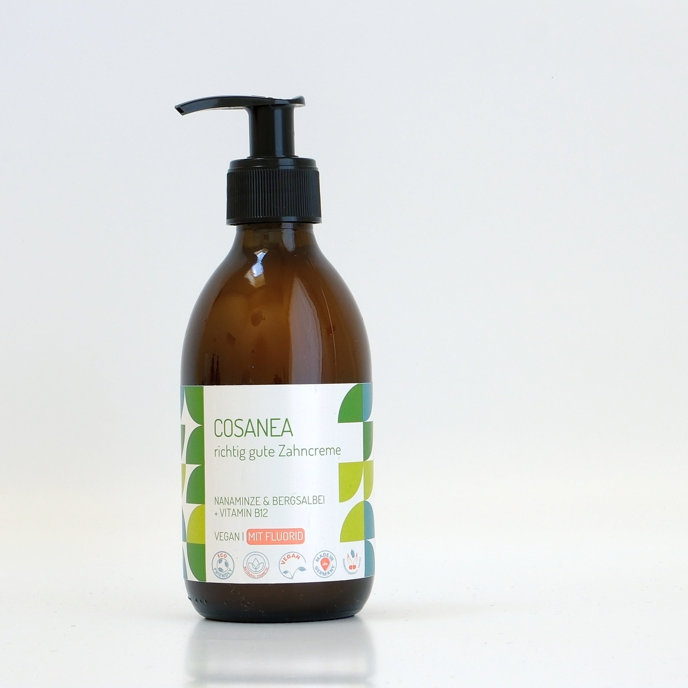 cosanea-zahncreme-minze-bergsalbei-b12-mit-fluorid-starterset-250-ml image 2