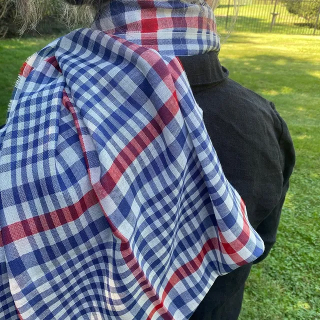 jao-brand-clothing-merino-scarf-schal-rot-wolle-karo image 1