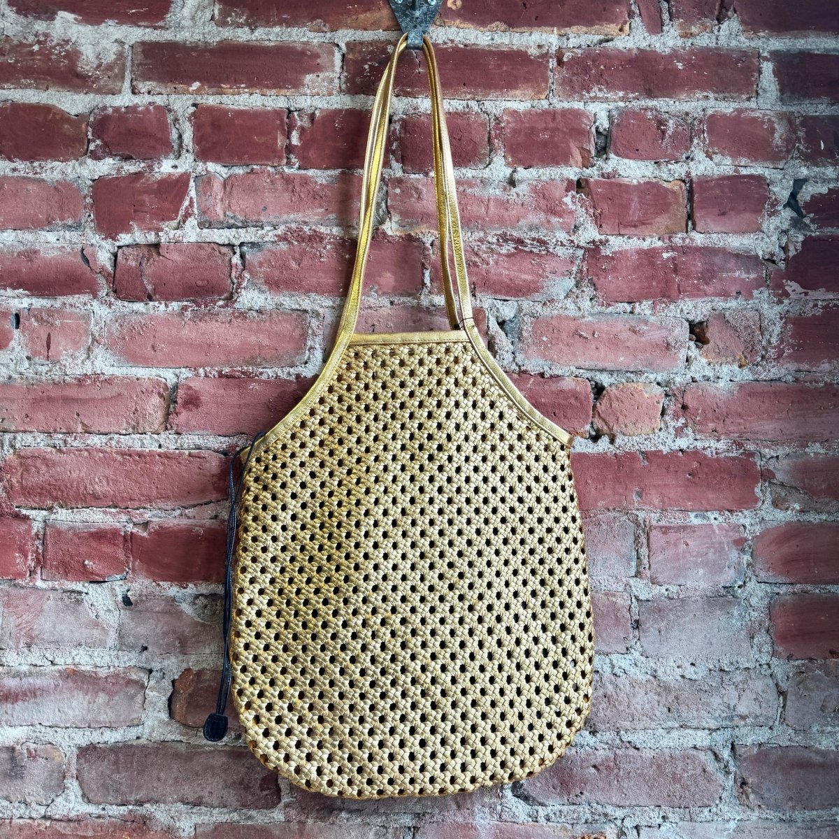 jao-bags-market-leather-bag-handtasche-gold-lammleder image 1