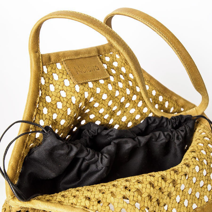 jao-bags-market-leather-bag-handtasche-gold-lammleder image 4
