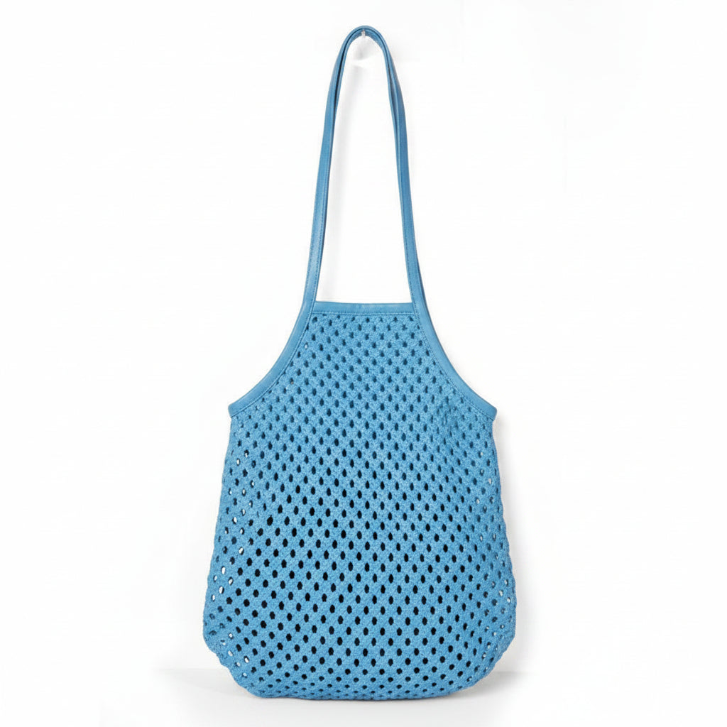 jao-market-leather-bag-ledertasche-lammleder-sky image 1