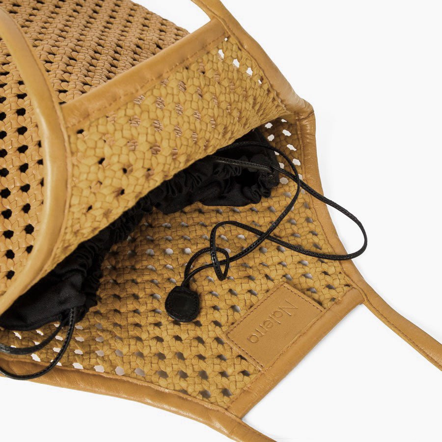 jao-bags-market-leather-bag-handtasche-gold-lammleder image 3