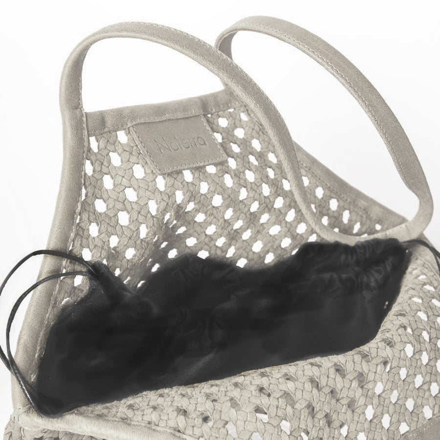 jao-bags-market-leather-bag-ledertasche-taupe-lammleder-geflochten image 2