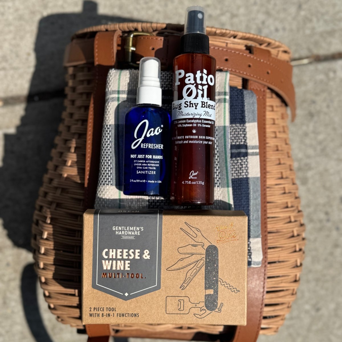 jao-apothecary-picnic-kit-picknick-set-navy-mit-2-sprays image 2