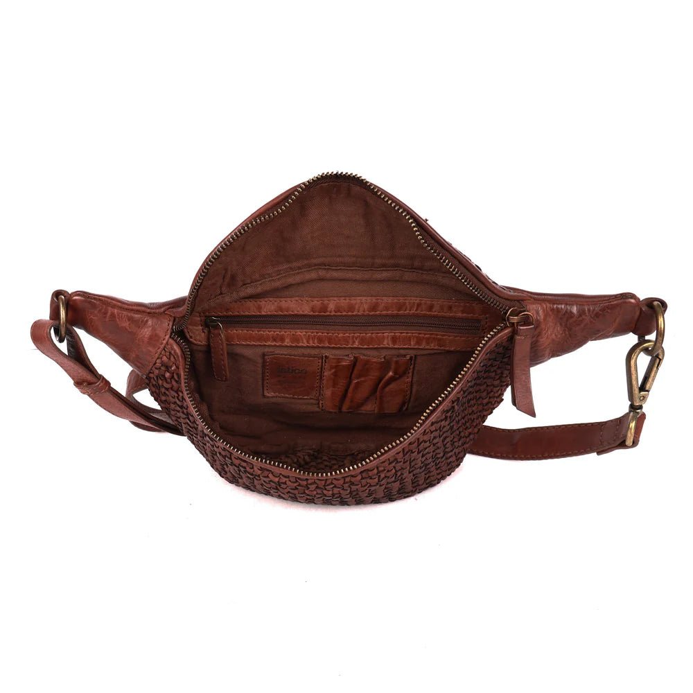 jao-bags-scout-fanny-pack-bauchtasche-leder-schwarz image 3